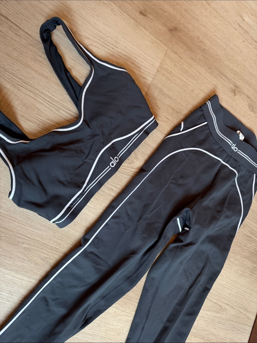 ALO Yoga Black Leggings and Matching Sports Bra with White Trim